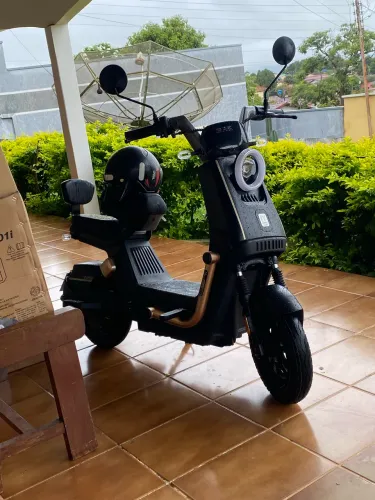 Scooter elétrica