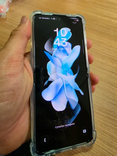 Samsung Galaxy Z Flip 4 Perfeito 256gb e 8gb Ram