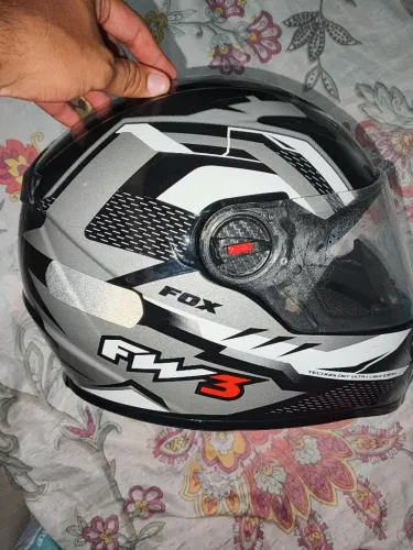 Fw3 com óculos interno $300