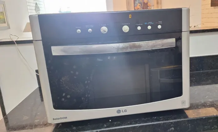 FORNO DUO ELÉTRICO E MICROONDAS LG
