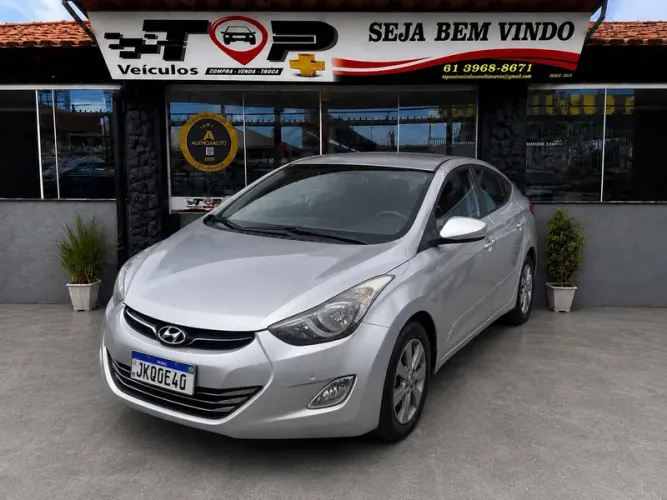 Hyundai Elantra GLS 2.0 16V Flex Aut. 2014