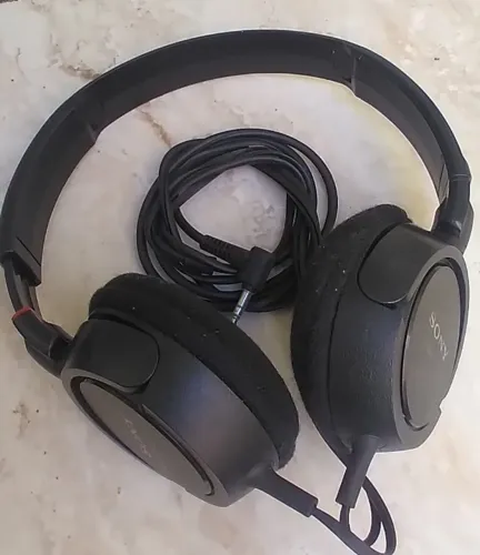 Fone De Ouvido Over-ear Sony Zx Series Mdr-zx100 Novo Fone De Ouvido Over-ear Sony Zx Ser
