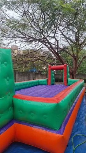 Futebol de sabão 5x10m