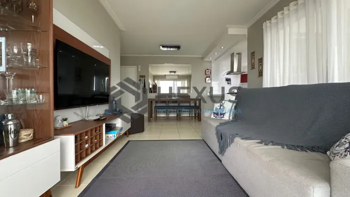 Apartamento com varanda gourmet vista mar e lazer na Enseada, Guarujá