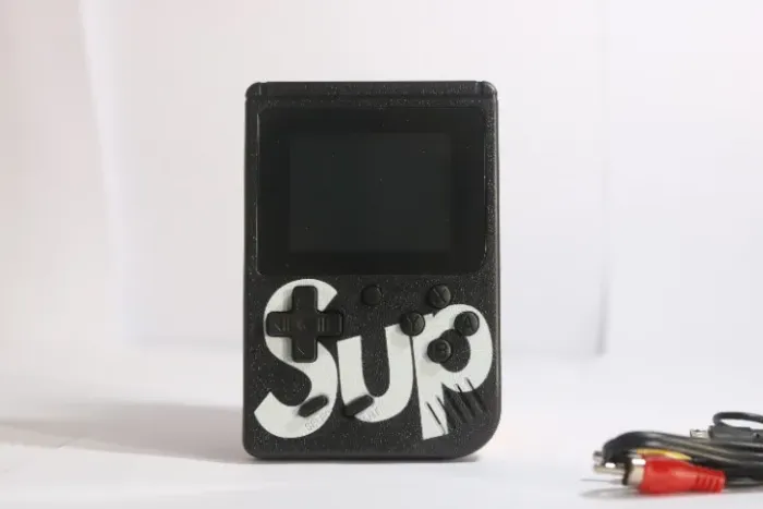SUP ? Console Portátil Retrô