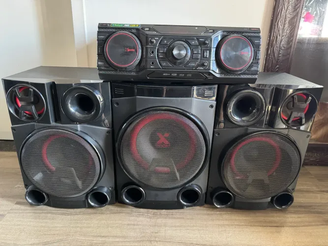 Caixa de som completa LG