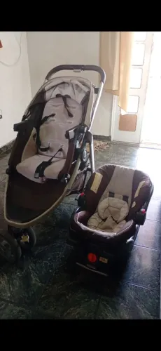 Carrinho de bebê 2 em 1