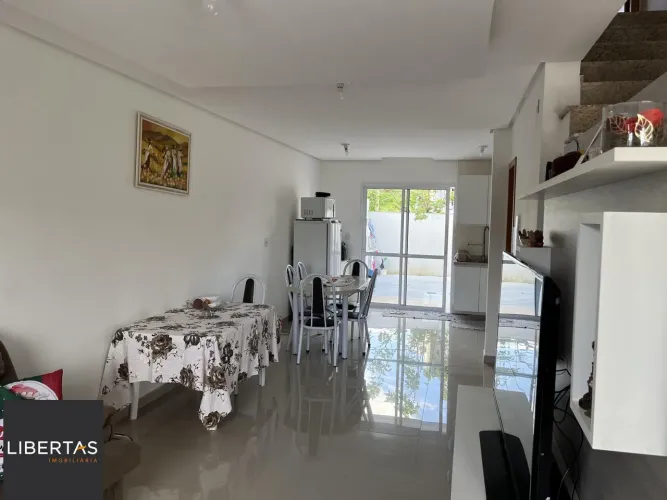 Casa Condominio 3 dormitórios 2 vagas no Verdes Campos DESOCUPADA