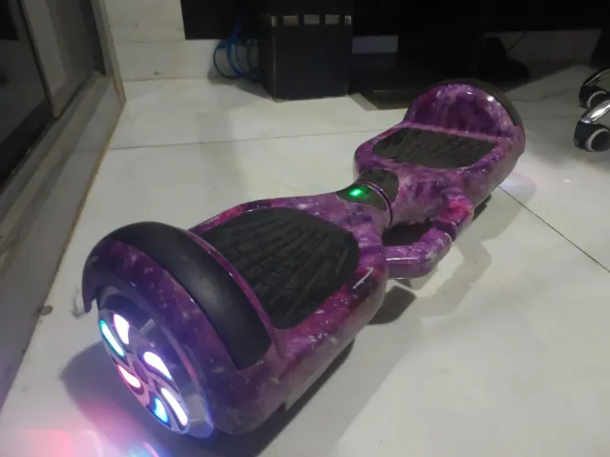 Hoverboard semi novo