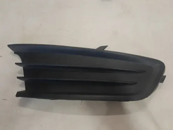Moldura Farol De Milha Vw Golf/voyage G6 13/16 Origina 21892