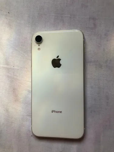 IPHONE XR 64GB