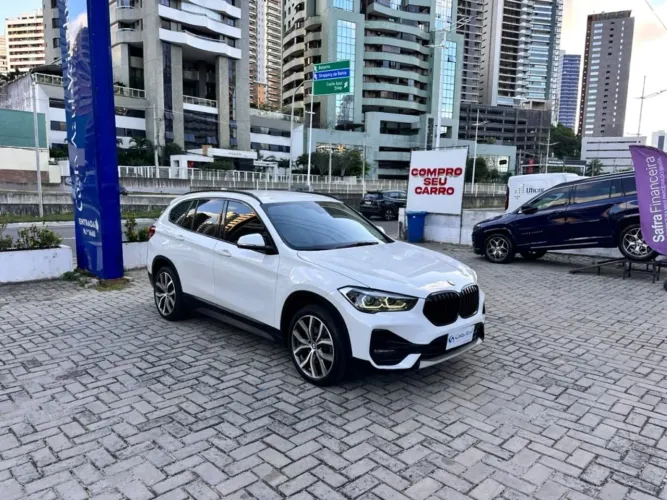 BMW X1 Sdrive 20I X-line 2.0 TB Active Flex 2022