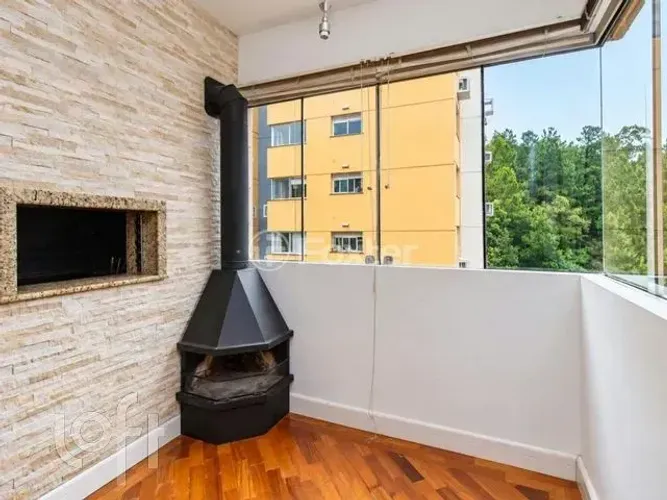 Imóvel para venda possui 62 m², com 2 quartos, bairro Nonoai - Porto Alegre - RS