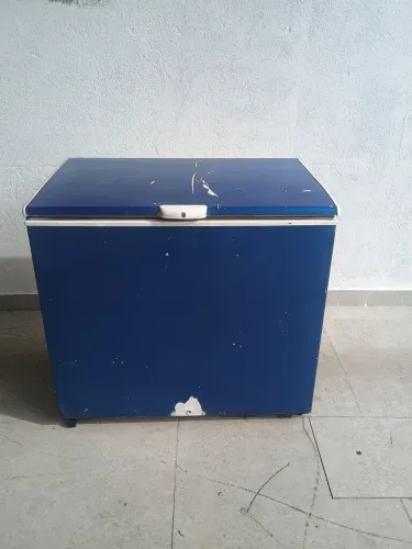 Freezer metalfrio 300 litros 