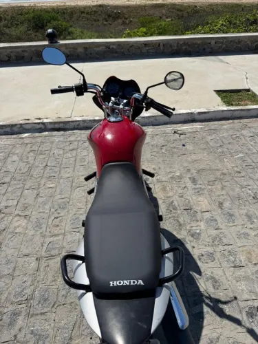 TITAN 150 Á VENDA!