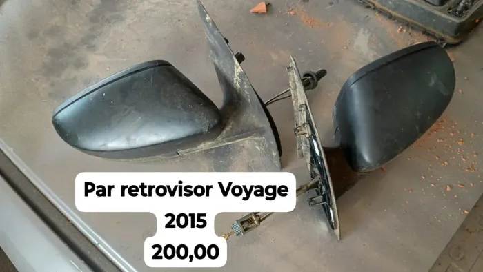 Vendo retrovisor manual do Voyage 2015