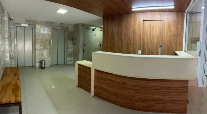 Salas Comerciais para aluguel e venda a partir de 40 m² no Bairro de Santo Antônio - Recif