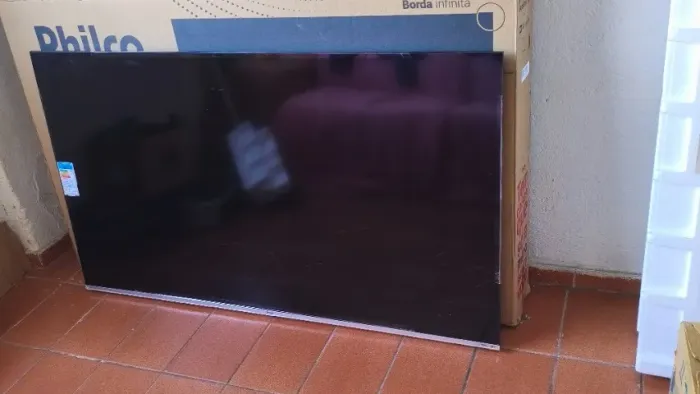 Smart TV Philco 65" QLED 4K Google TV - Para Retirada de Peças - Componentes Funcionando