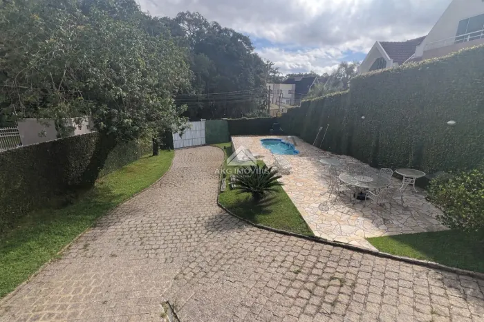 TERRENO À VENDA EM SANTA FELICIDADE, 603m², ZR-2, COM EDÍCULA E PISCINA