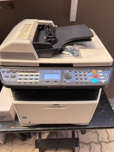Impressora multifuncional laser Kyocera M2035