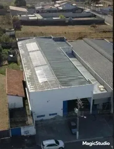 Galpão para Locação 825 m² em Loteamento Quinta das Frutas - Taubaté - SP