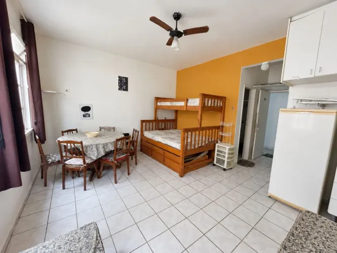 Kitnet com 1 dormitório para alugar, 40 m² por R$ 1.950,02/mês - Pitangueiras - Guarujá/SP