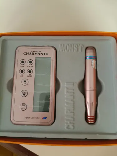 Dermógrafo Charmant II Premium para micropigmentação profissional.