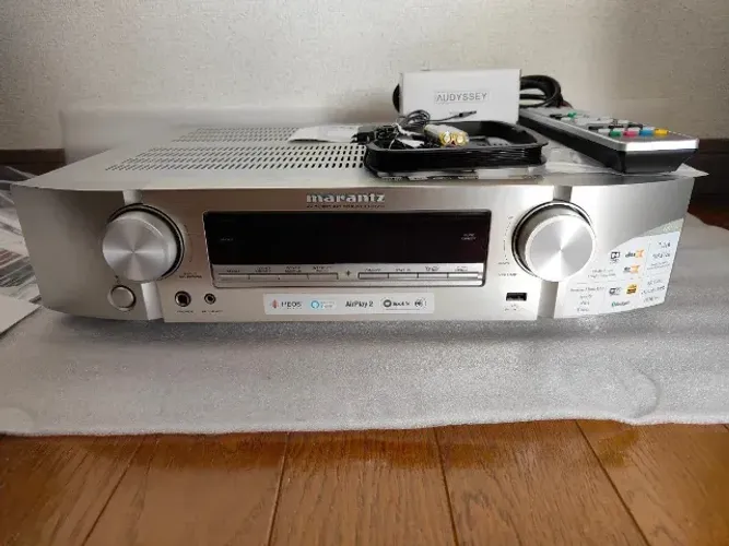 RECEIVER Marantz NR1711 7,2 canais Cor Prata 