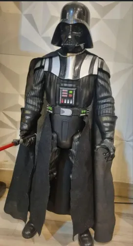 Boneco colecionador Vader Gigante Articulado 80 cm