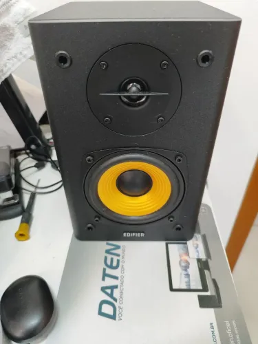 Par de Caixas de som monitor de áudio Edifier