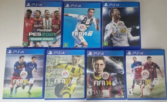 combo de jogos de futebol para ps4 fifas 14 a 19 e pes e 2021