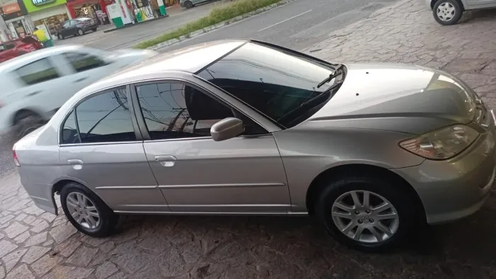 Honda Civic Sedan LX 1.7 16V 115cv Mec. 4P 2006