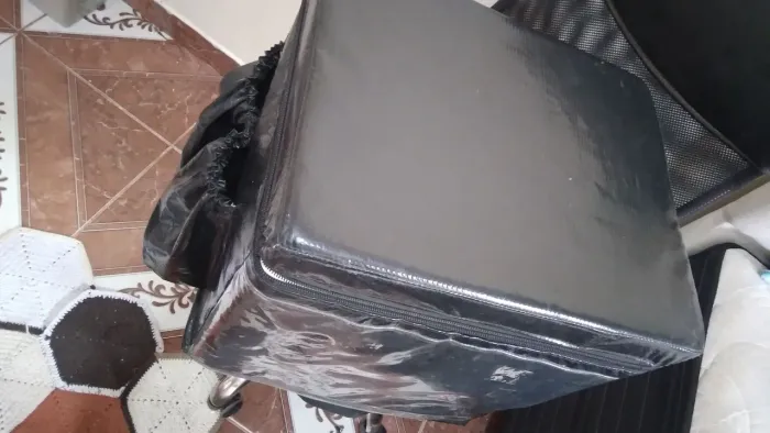 Vendo bolsa bege, semi nova! Usada poucas vezes