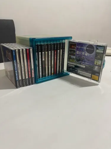 Lote de jogos sega saturn com caixa organizadora