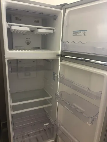 Geladeira Electrolux Frost Free Inox 310L - Excelente Estado - R$ 2.000