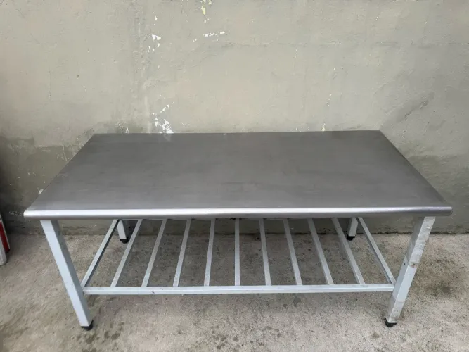 Mesa de Inox