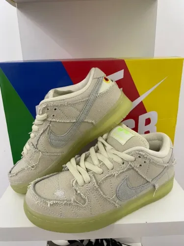 Tênis nike SB Dunk Low Mummy semiNovo Masculino