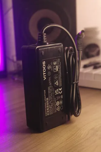 Tomada fonte Vitoos - Power Supply
