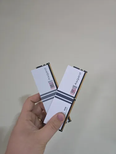 Memória ram 16GB DDR4 3200MHZ ASGARD 2x8 RGB