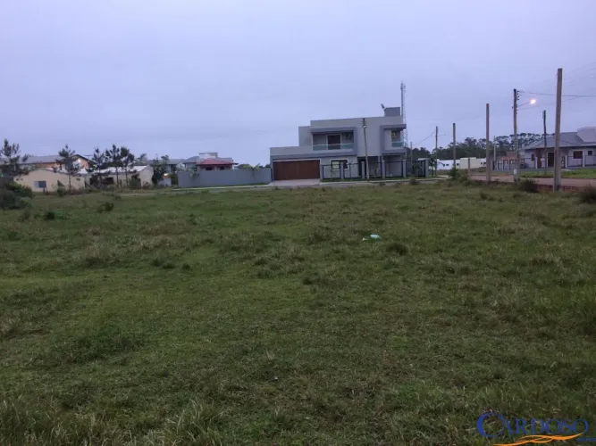 Área de terra no centro de Arroio do Sal com 11 lotes juntos