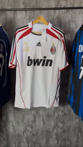CAMISA RETRÔ PERSONALIZADA