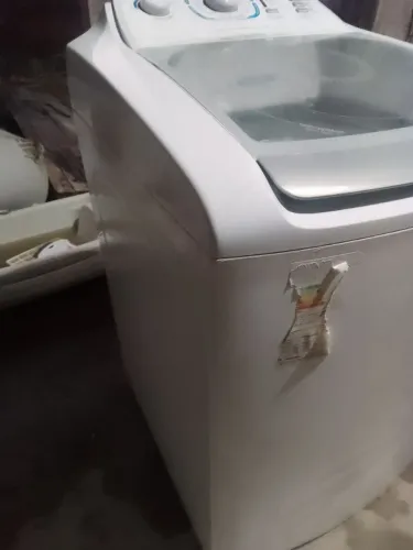 Máquina de lavar roupas 