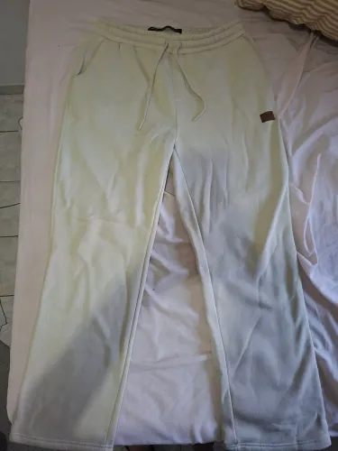 Calça moletom reta bege tamanho M
