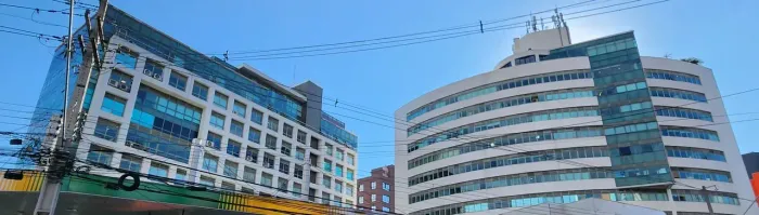 Batel Trade Center na Av. Batel