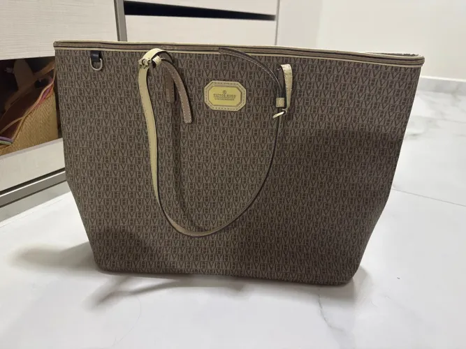 Bolsa Víctor Hugo
