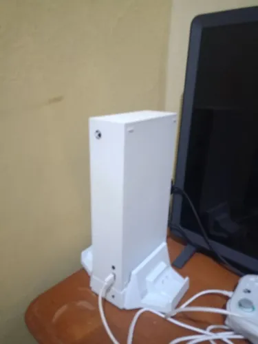 ? Xbox Series S 512GB + Controle + Suporte Carregador + Caixa