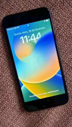 Iphone 8 normal bem conservado 