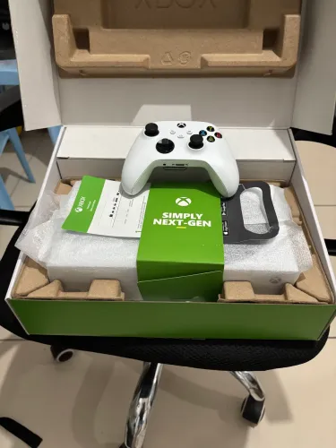 Xbox séries s ssd512gb em estado de novo!