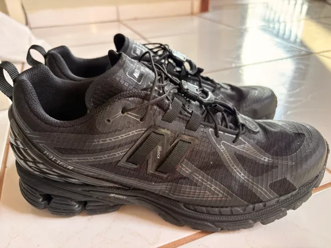 Tênis new balance 1906r