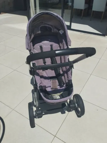 Carrinho de bebê Kiddo